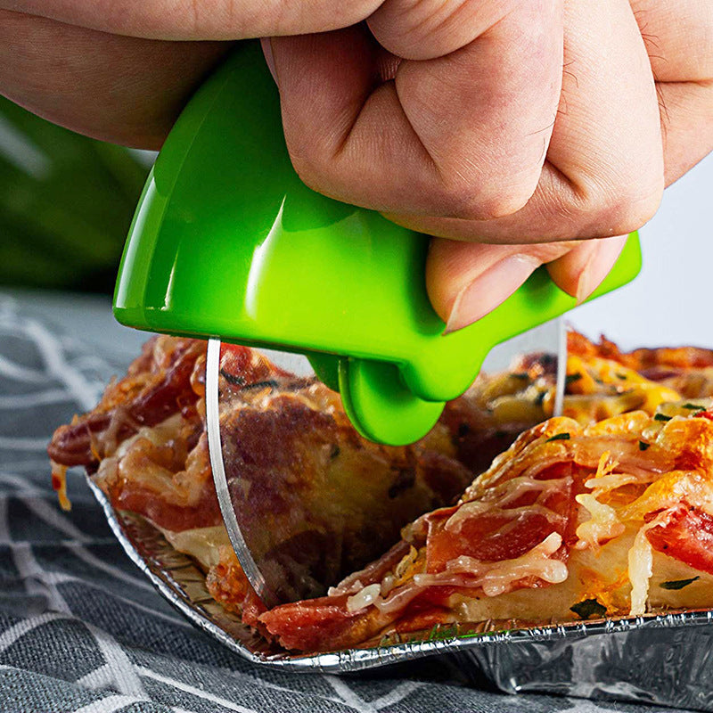 Comfortable to use stainless steel pizza slicer